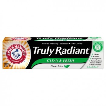 Зубная паста со вкусом мяты Arm & Hammer Truly Radiant Clean Mint 121 г